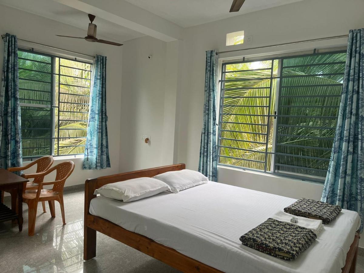 جوكارنا Surya Beach Cafe And Stay المظهر الخارجي الصورة