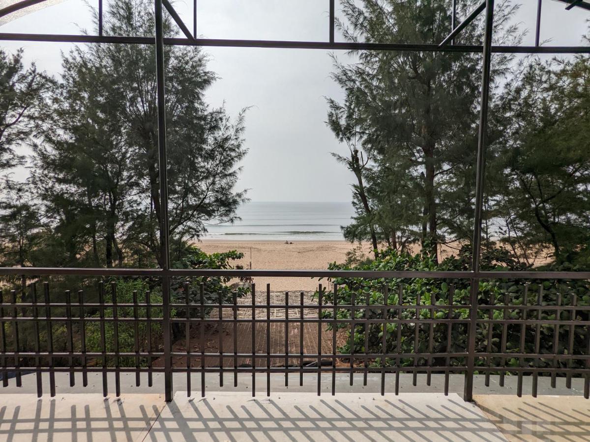 جوكارنا Surya Beach Cafe And Stay المظهر الخارجي الصورة